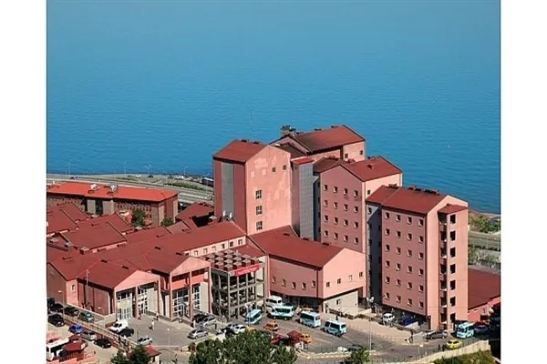 Rize Recep Tayyip Erdoğan Üniversitesi Eğitim Araştırma Hastanesi