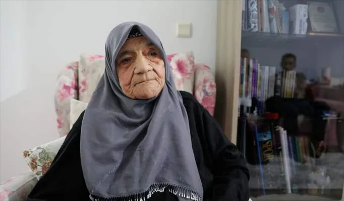 102 yaşındaki Fatma Bildirici uzun ömrünü neşesine borçlu