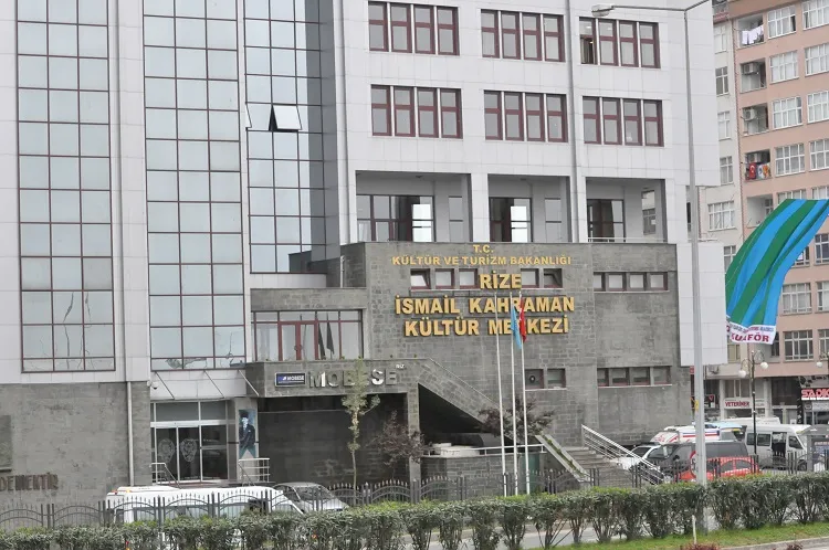 Rize İl Kültür ve Turizm Müdürlüğü, 1 Adet Sedan Tipi Binek Otomobil Kiralayacak