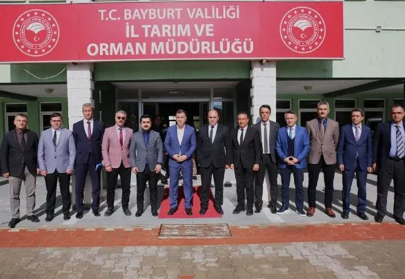 Bayburt Valisi Mustafa Eldivan; Mustafa Eldivan, Tarımsal İşlerle İlgilenen Vatandaşlar Buluştu!