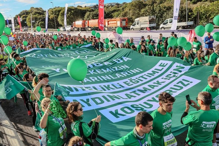 Darüşşafaka koşucuları eğitim için kıtaları aştı