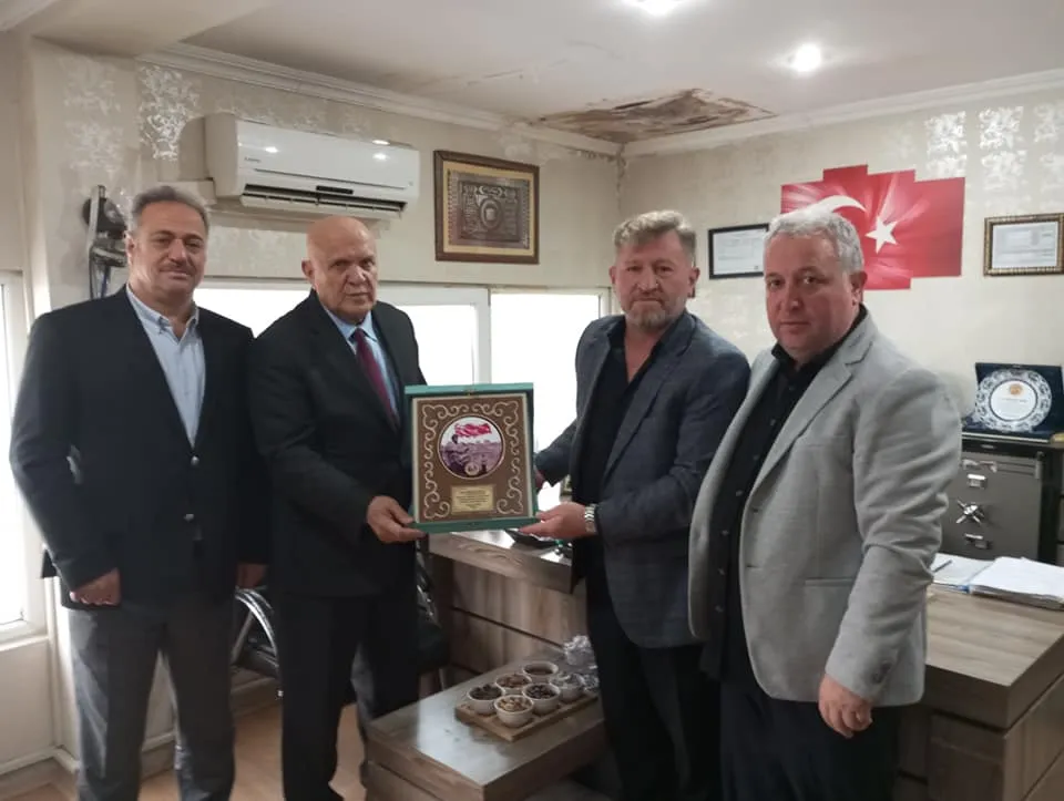 Bayburt Belediye Başkanı Hükmü Pekmezci, Köy Dernek Başkanları İle Buluştu