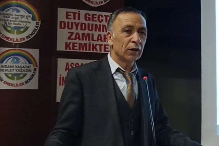 Mahmut Şengül: Emekliler torun seveceklerine sokaklarda eylem yapıyor