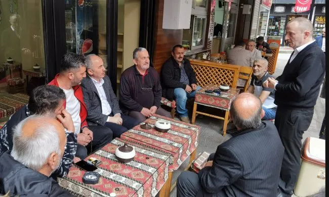 Rize Belediye Başkanı Rahmi Metin, Esnaf Ziyaretleriyle Halkın Sorunlarına Kulak Veriyor