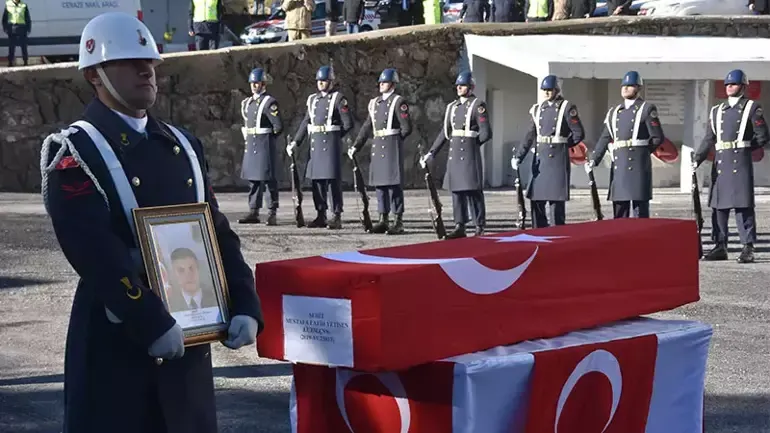 Uzman çavuş, silah kazasında şehit oldu