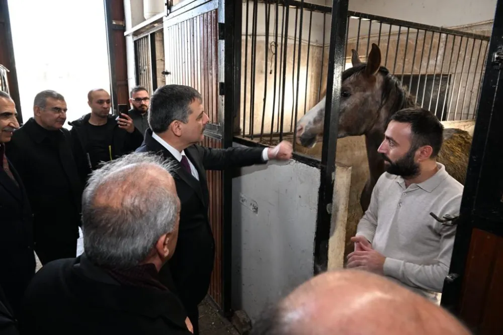 Erzurum Valisi Mustafa Çiftçi ve Atatürk Üniversitesi Rektörü Prof. Dr. Ömer Çomaklı, Biyoçeşitlilik Bilim Müzesi ve Atçılık Alanlarındaki Çalışmaları İnceledi