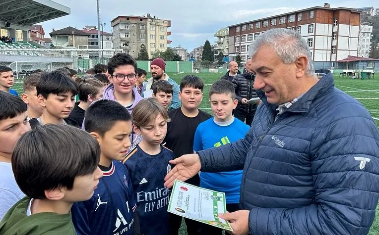 2. Fındıklı Grassroots Herkes İçin Futbol Şenliğinin 4. Etabı Yapıldı.