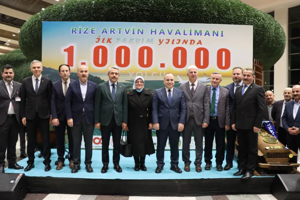 Rize Artvin Havlimanında 1 Milyonuncu Yolcu Heyecanı