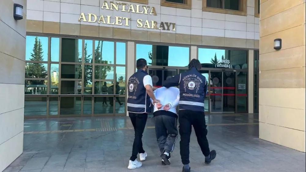 Sosyal medyadan hakaret içerikli paylaşımlar yapan şüpheli yakalandı