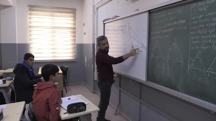 Geleceğin matematikçileri bilim olimpiyatlarına hazırlanıyor