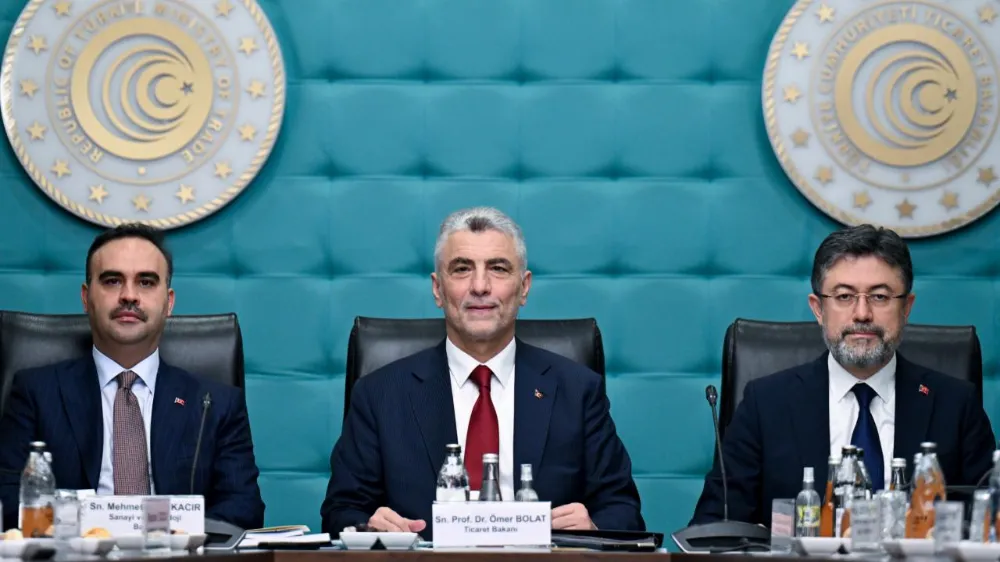 Bakan Bolat: Sağlığı tehlikeye atan firmalara geçit vermedik, vermeyeceğiz