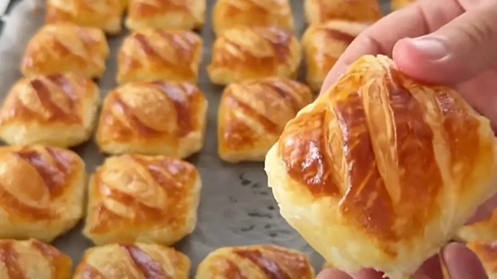 Küçük bütçeyle büyük lezzetler: Herkesin yapabileceği Ekonomik Börek tarifi