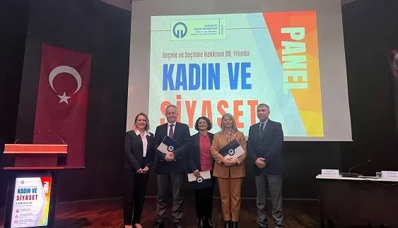 Partiler, kadınları siyasete yeterince sokmuyor