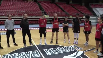 Melikgazi Kayseri Basketbol zirve yarışında yer almak istiyor