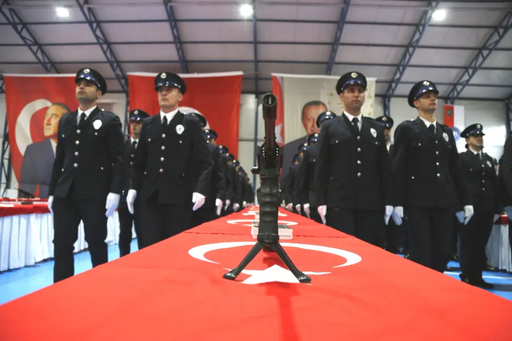 Rize Polis Meslek Eğitim Merkezi 29. Dönem Mezuniyet Töreni Gerçekleştirildi