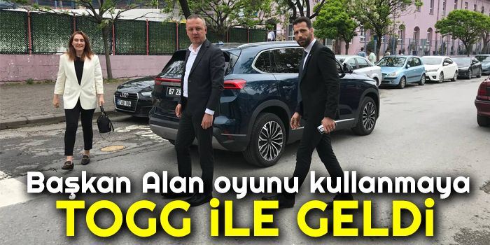 Belediye Başkanı Ömer Selim Alan oyunu kullanmaya TOGG ile geldi