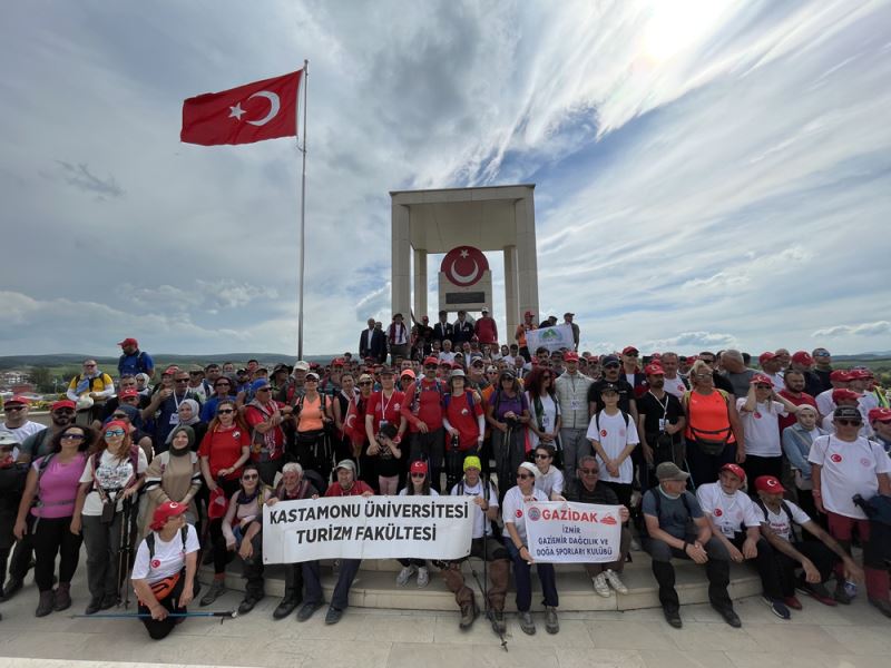 Atatürk ve İstiklal Yolu Yürüyüşü