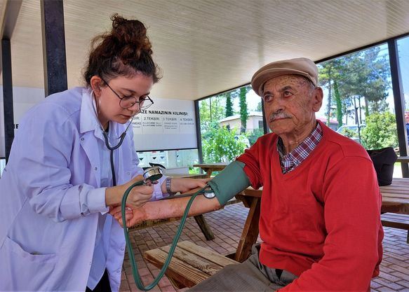 ALTINORDU MOBİL SAĞLIK TARAMA ARACI VATANDAŞIN EN BÜYÜK SAĞLIK DESTEKÇİSİ OLDU