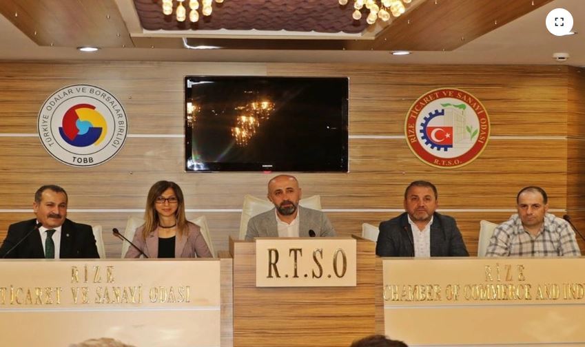 Başkan Karafazlı, Rize’deki Turizm Temsilcileriyle Bir Araya Geldi