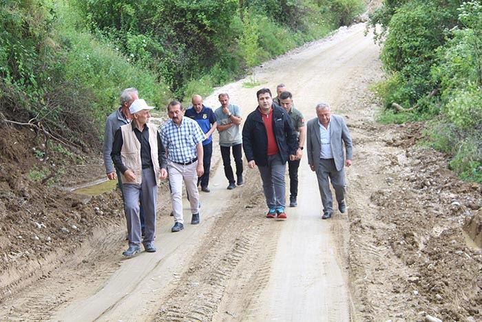 Taşova Kaymakamı Gökcecik heyelan olan köyde incelemede bulundu