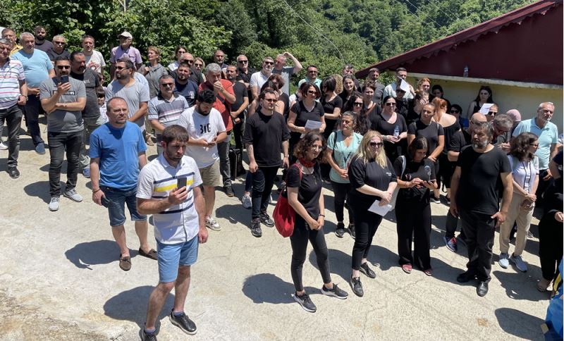 Sanatçı Kazım Koyuncu vefatının 18. yılında Artvin