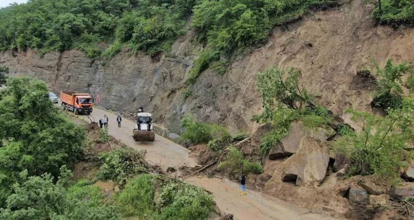 Samsun’da sel ve heyelanla mücadele