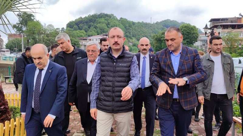 Samsun Valisi Zülkif Dağlı ve Milletvekili Mehmet Muş Salıpazarı