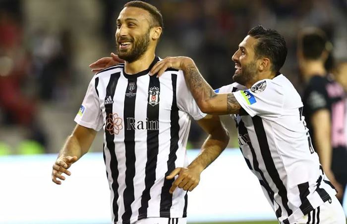 Beşiktaşlı Cenk Tosun