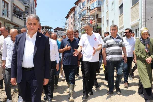 İçişleri Bakanı Yerlikaya, selden etkilenen Zonguldak