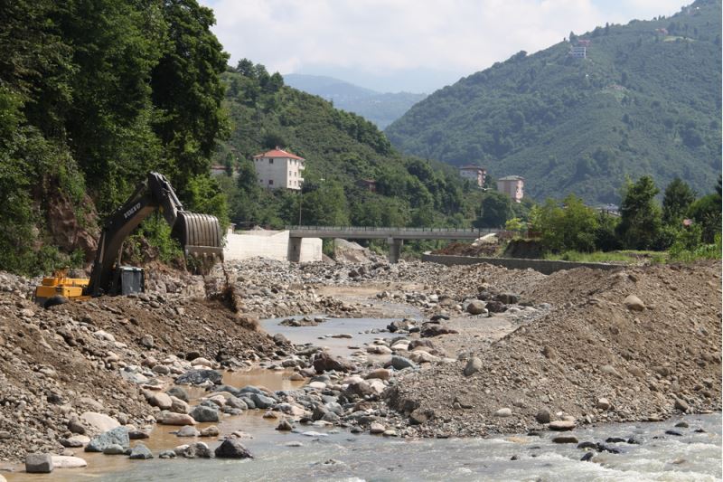 Yağlıdere Belediye Başkanı İbaş, şiddetli yağış sonrası çalışmaları değerlendirdi