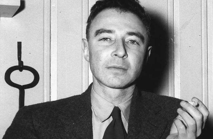 Oppenheimer kimdir? Oppenheimer gerçekte yaşamış mı?