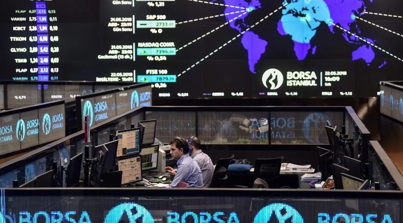 Borsa günün ilk yarısında 6800 puanı aşarak rekorunu yeniledi!