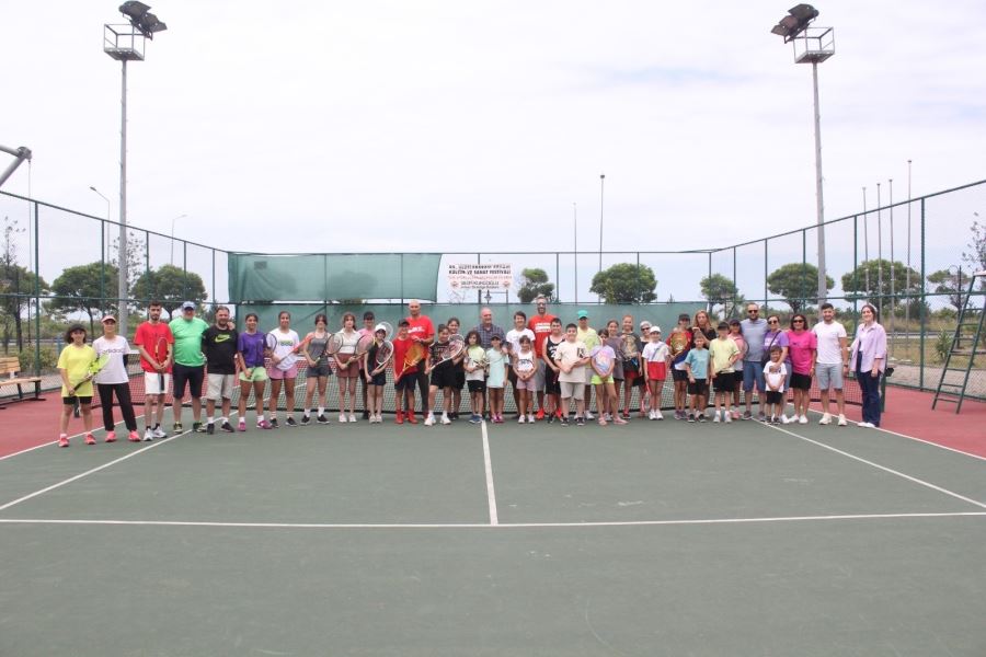 Festival Tenis Turnuvası Gençler Müsabakalarıyla Başladı...