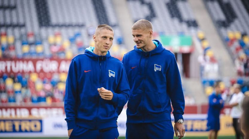 Hertha Berlin Teknik Direktörü Pal Dardai,Üç Oğlunu da Maçta Oynattı!