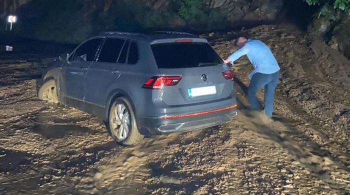 Artvin-Şavşat Kara Yolunda Heyelan