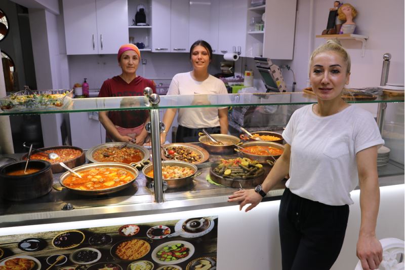 KOSGEB desteğiyle yeteneğini mesleğe dönüştüren kadın girişimci istihdam da sağlıyor