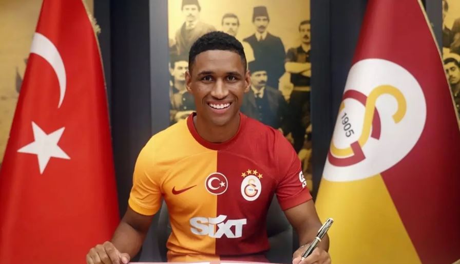 23 yaşındaki Tete, Galatasaray