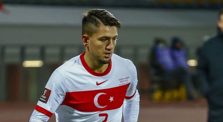 Fenerbahçe, Cengiz Ünder’den Vazgeçmiyor: Başkanlar Zirvesinde Yeni Teklif!