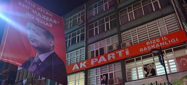 AK PARTİ’DE KONGRE VE YEREL SEÇİM SÜRECİ BAŞLADI 