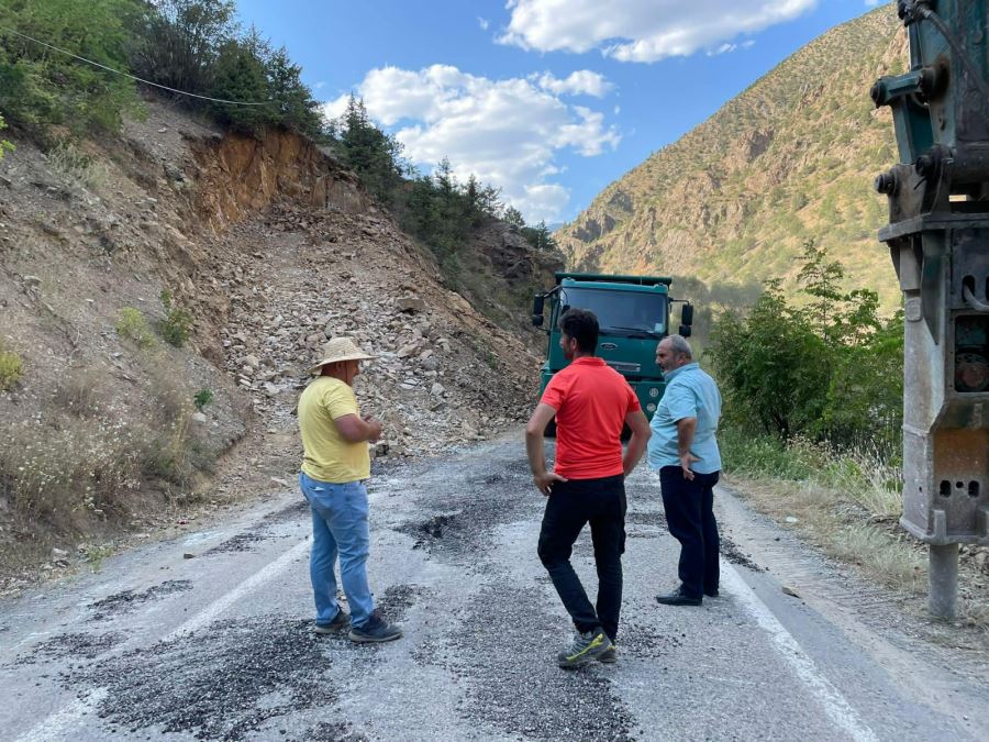 Yusufeli Belediye Başkanı Eyüp Aytekin, Sarıgöl Grup Yolu Genişleme Çalışmalarını İnceledi