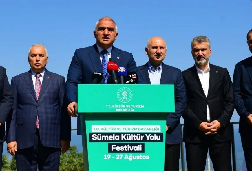 Mehmet Nuri Ersoy, Sümela Kültür Yolu Festivali’nin açılış programı için bugün Trabzon’a geldi