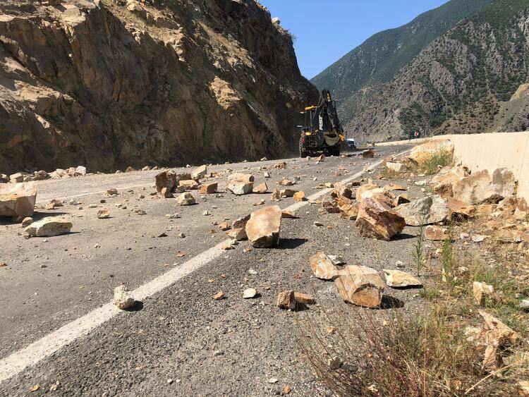 Artvin-Şavşat Kara Yolunda 