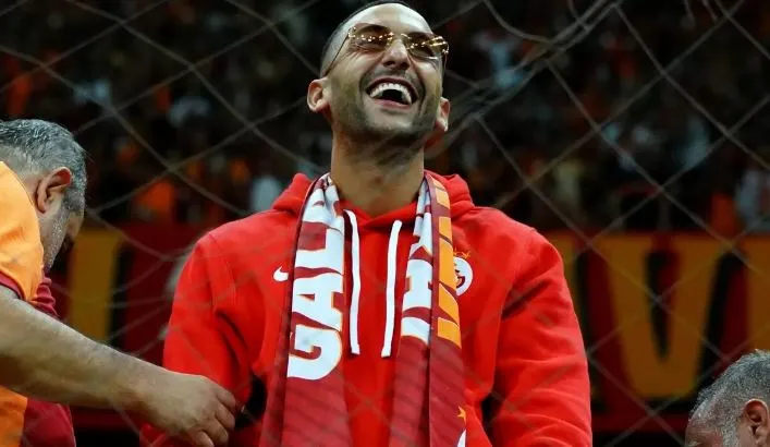 Yeni transferi Hakim Ziyech şaşkın!