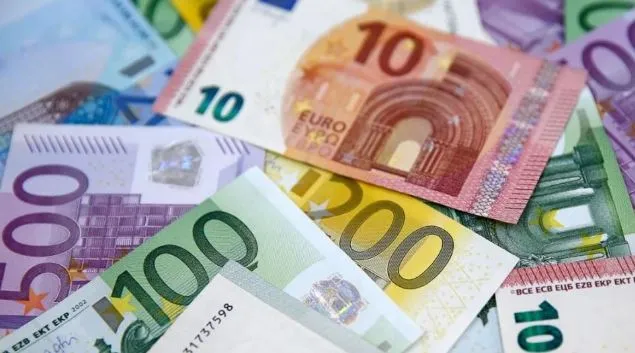 Euro Neden Düştü, 25 Ağustos 2023 GÜNCEL Euro Kuru!