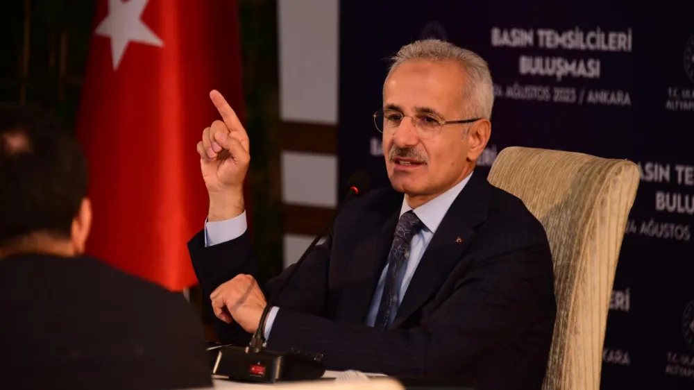  Uraloğlu: Olası bir depremde İstanbul için tahliye planlarımız var