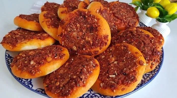 Biberli Ekmek Nasıl Yapılır?