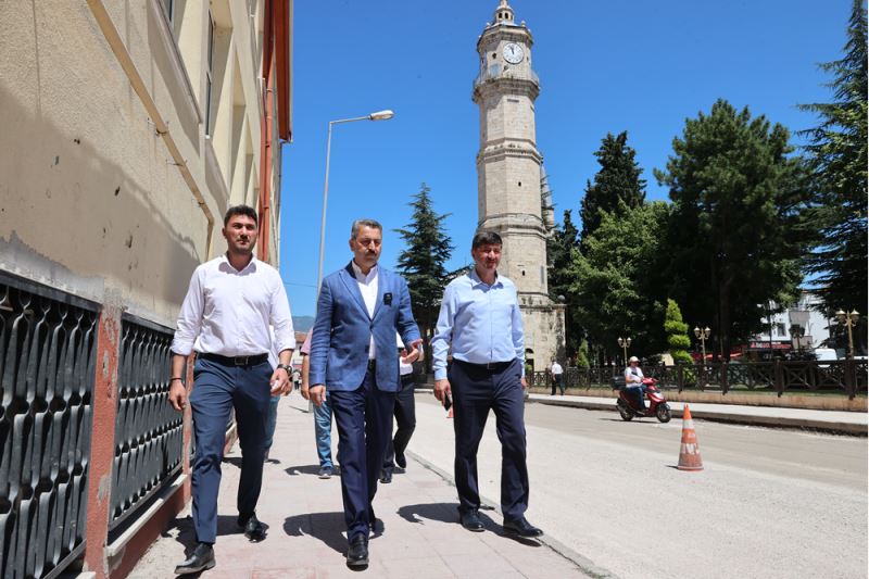 Tokat Belediyesi Behzat Bulvarı’ndaki çalışmalarına yoğunluk verdi