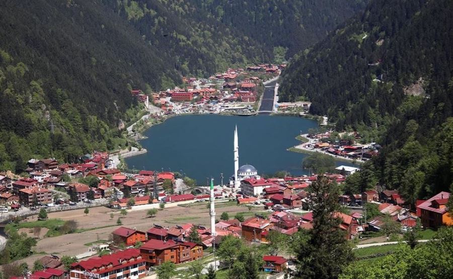 Trabzon ve bölge turizminin geleceği ile alakalı gündemi değerlendirerek açıklamalarda bulundu