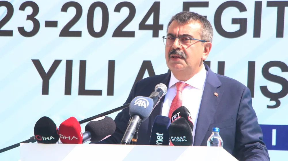 Bakan: Eğitim öğretim yılını toplumsal seferberlik şuuruyla geçirelim