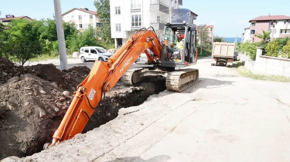 FATSA BELEDİYESİ YAĞMUR SUYU HATTI ÇALIŞMALARINI SÜRDÜRÜYOR